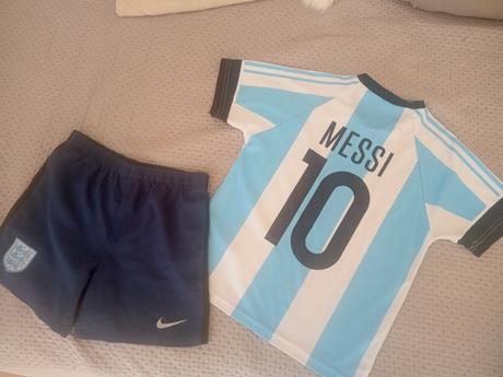 Dres futbal, 128