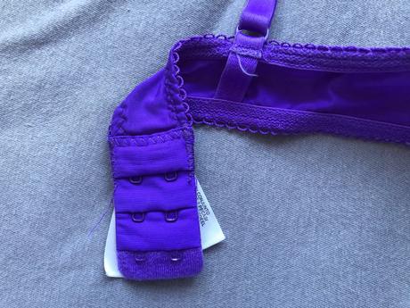 Fialová podprsenka, 70a