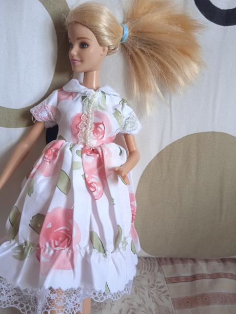 Šaty pre barbie babiku,