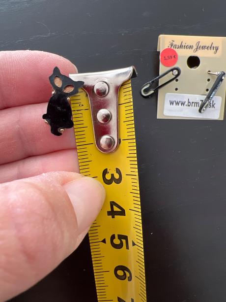 Nausničky zicherky a mačky, 