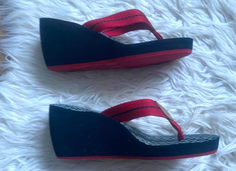Tommy hilfiger šľapky na platforme, tommy hilfiger,38