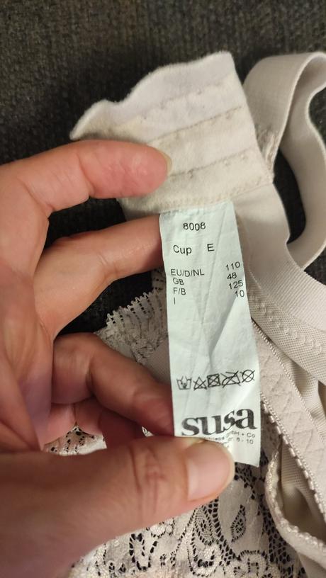 Podprsenka susa, 110e