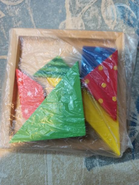 -drevená skladačka, tangram, 