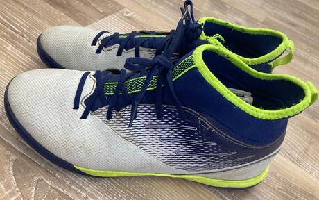 Kopačky(turfy) decathlon kipsta malé štuple, 38