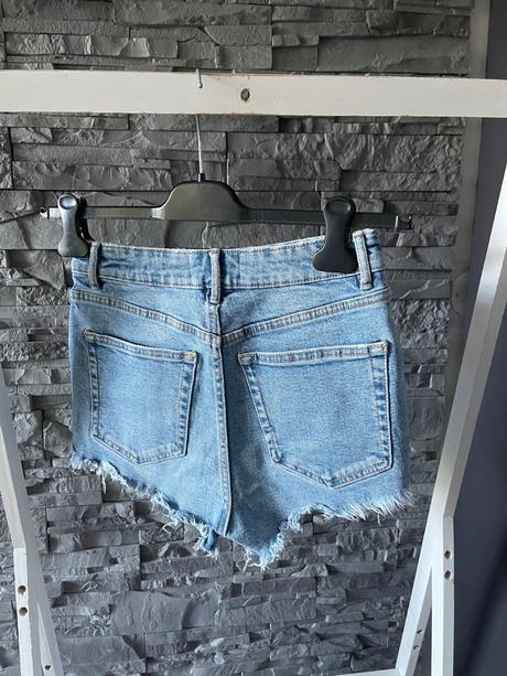 Zara v.32, zara,32