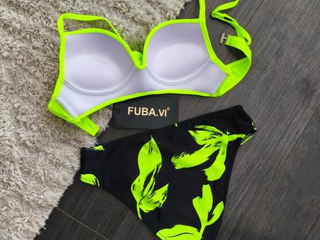 Dvojdielne plavky s prehozom, s