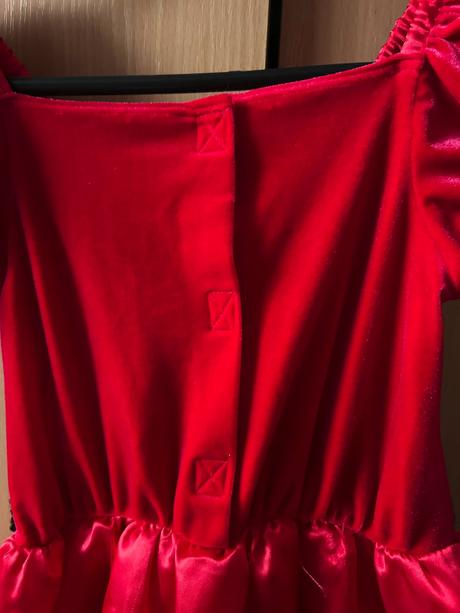 Santa šaty veľ. 122/128, 