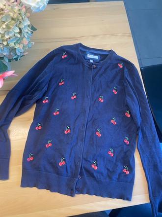 Pekny ceresnovy sveter marie lund/m, m