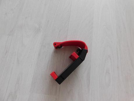 Drziak na mobil do auta, 