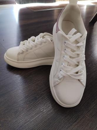 Tenisky 34, reserved,34