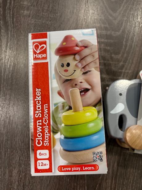 Hape - drevene hracky na motoriku,