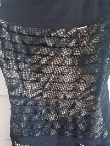 Nadherne rouge saty, m