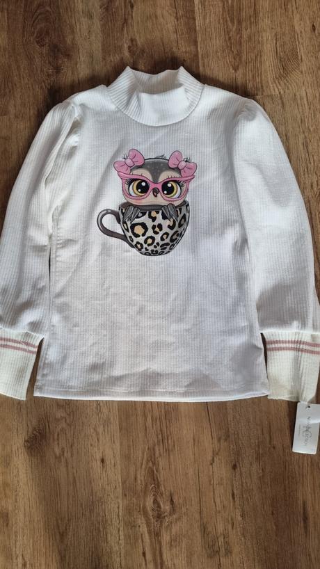 Krásny mäkulinký svetrík, 152