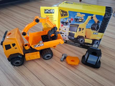 Nákladné auto skladačka jcb,