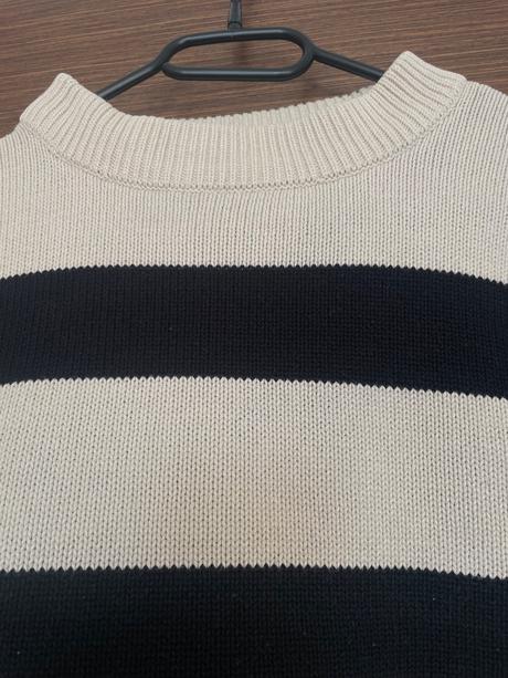 Bezovo cierny pasikavy sveter vero moda, vero moda,s