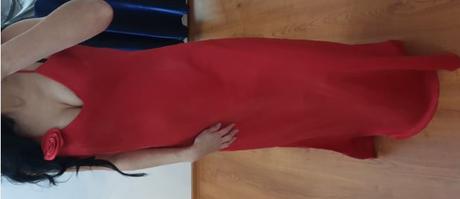 Dlhe spoločenské šaty červene, m alebo s/m, m