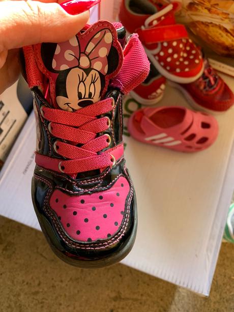 Prechodné tenisky, 25