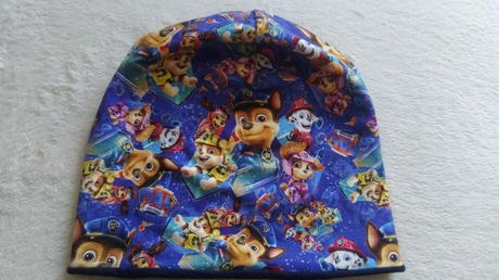 Suprava čiapka a nákrčník, 104