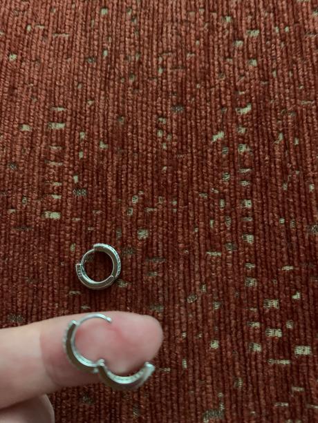 Strieborné náušnice, 