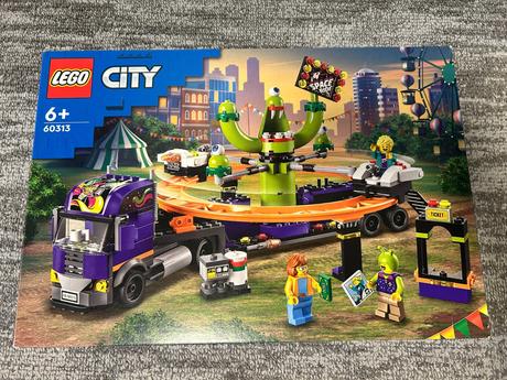 Lego city 60313 vesmírny kolotoč,