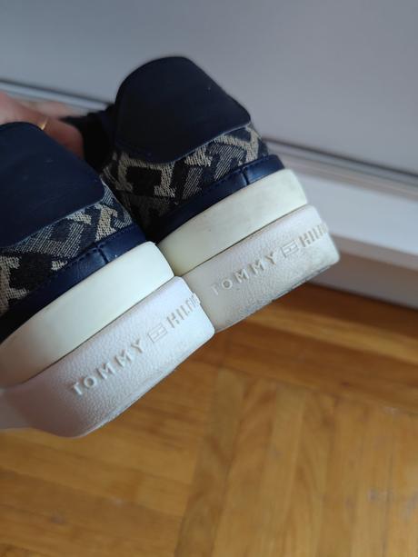 Tommy hilfiger monogram moderné, kvalitné tenisky, tommy hilfiger,39