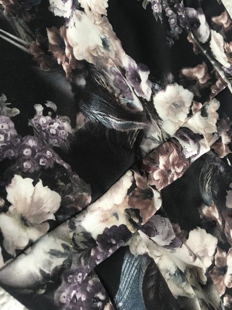 Spoločenské šaty, 38