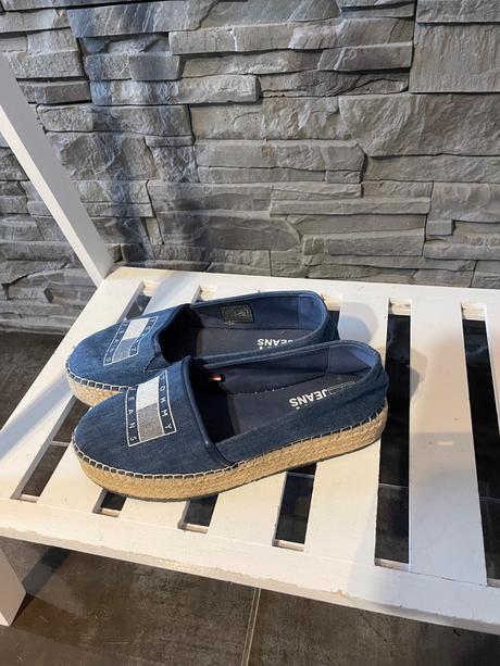 Tommy hilfiger v.37, tommy hilfiger,37