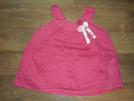 Pekné letné tmavoružové šaty, 74