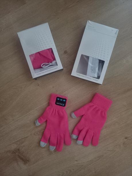 Bluetooth rukavice, 152