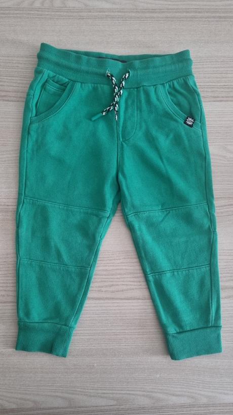 Chlapčenské tepláky, reserved,98