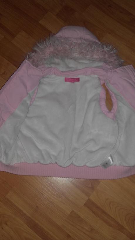 Dievčenska vesta, 104