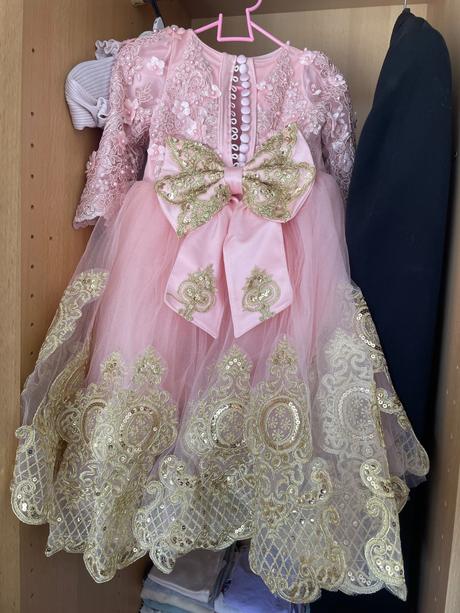 Dievčenské šaty, 86