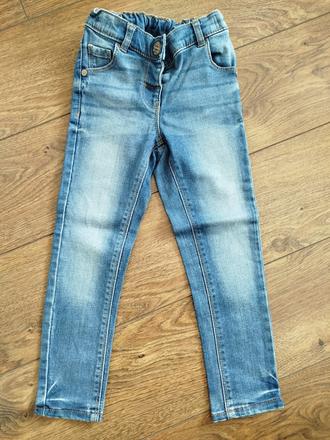 Dievčenské rifle next, next,104