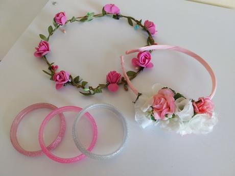 Čelenka, venček a náramky, 