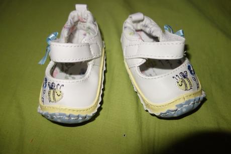 Nove capacky matalan, matalan,<17