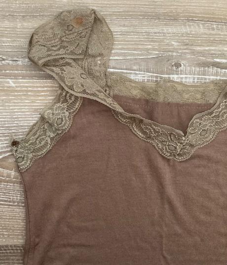 Elasticke letné tričko/tielko ramienka čipkované, m