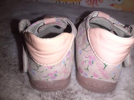 Celokožené romantické sandálky kickers, kickers,23