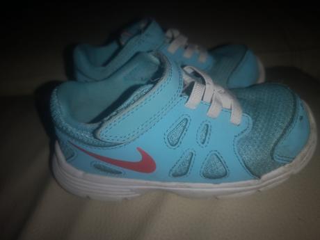 Tyrkysové nike botasky, nike,25