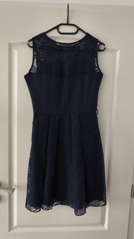 Tmavomodré spoločenské šaty 38, m