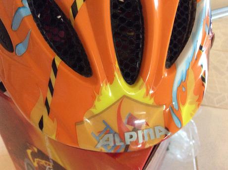 Cyklistická prilba alpina, s