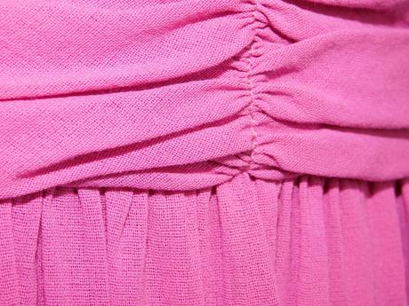 Luxusne velmi pekne šaty, 38