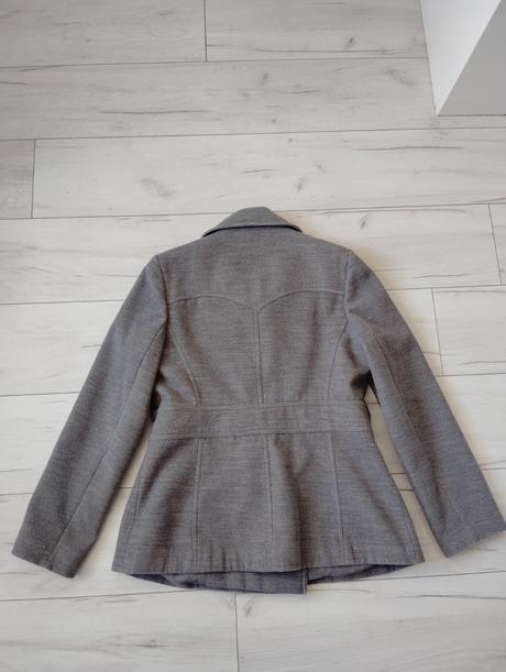 Kabát veľ.42, f&f,42