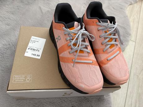 Bežecké tenisky, 41