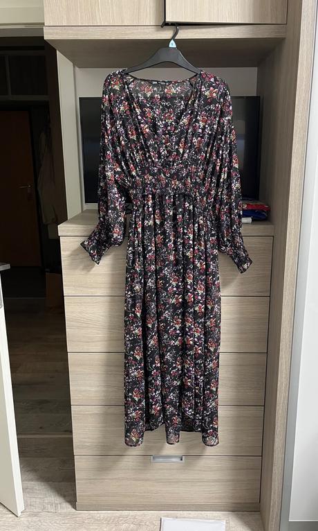 Kvietkovane šaty, zara,m