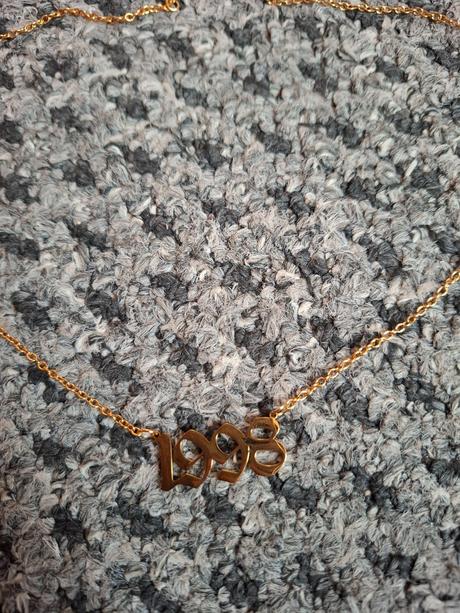 Dámsky náhrdelník 1998, 