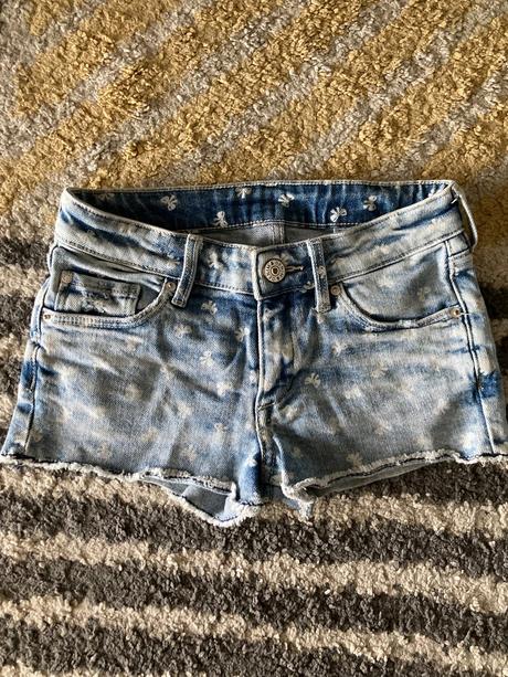 Rifľové šortky s mašličkami, h&m,128