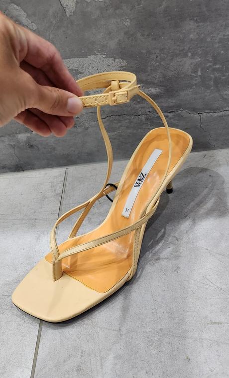 Zara sandalky na opatku 37, zara,37