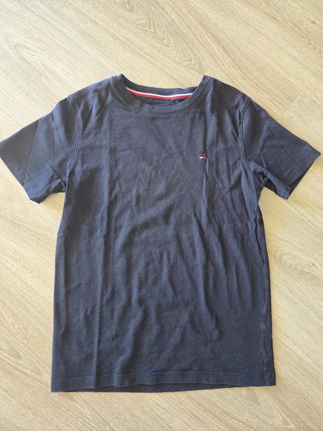 Tricka, tommy hilfiger,128