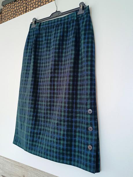 Teplá midi sukňa, xl