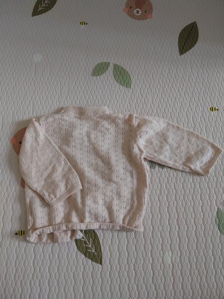 Svetriky 62 a 68 spolu 12 eur, h&m,62